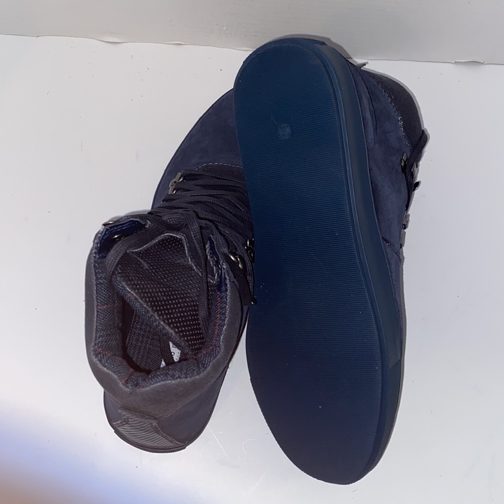 Reserved Footwear. - Mens - Picture 16 of 16